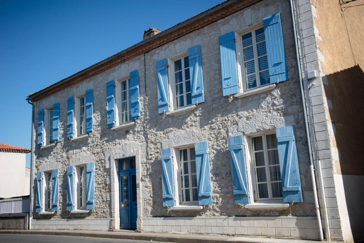 Le Petit Cochon Bed & Breakfast *
